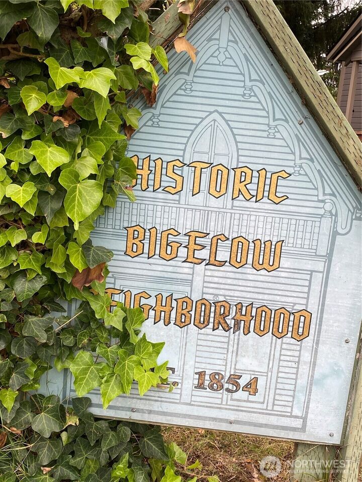 Property Photo:  923  Olympia Avenue NE  WA 98506 