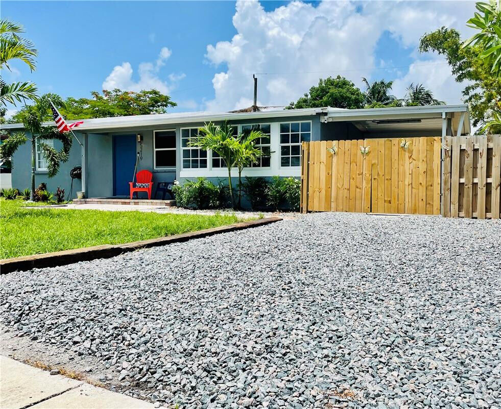 Property Photo: 5219 NE 20th Terrace FL 33064