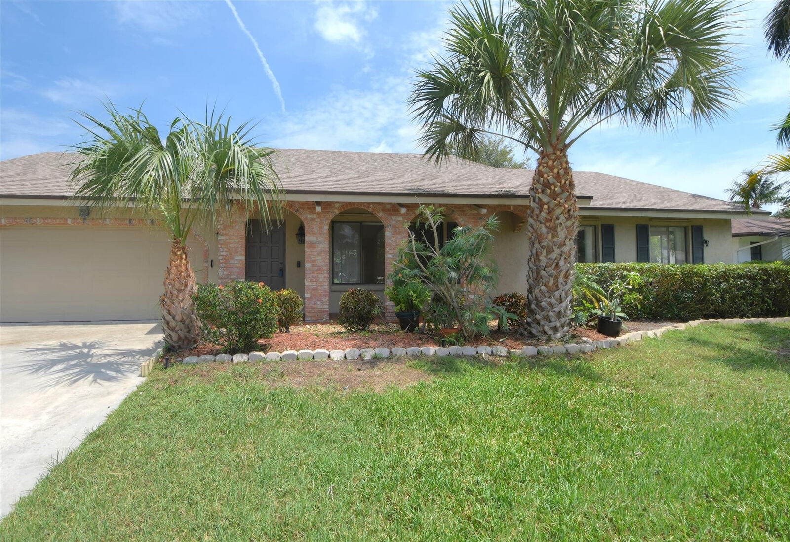 Property Photo:  4893 Willow Drive  FL 33487 