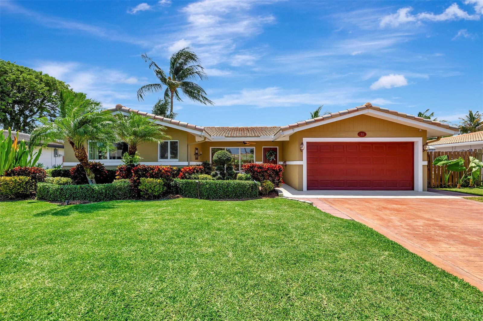 Property Photo:  311 SE 1st Terrace  FL 33060 