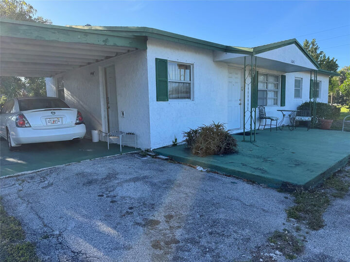 Property Photo:  1041 SW 4th Terrace  FL 33441 