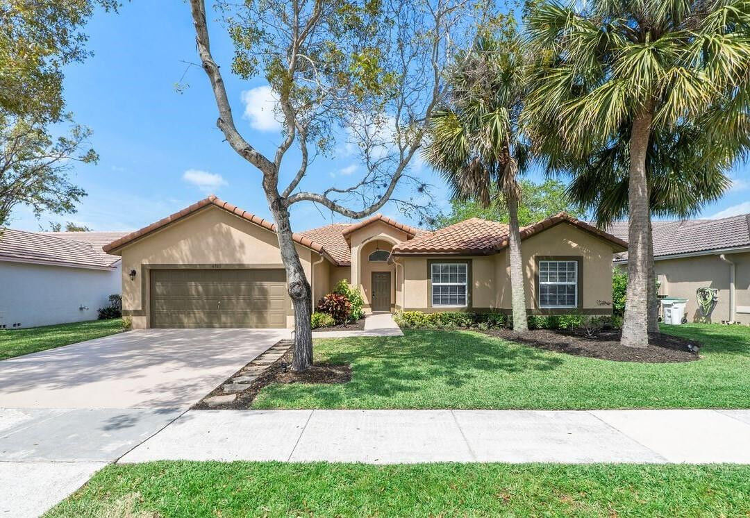 Property Photo: 4721 NW 75th Street FL 33073