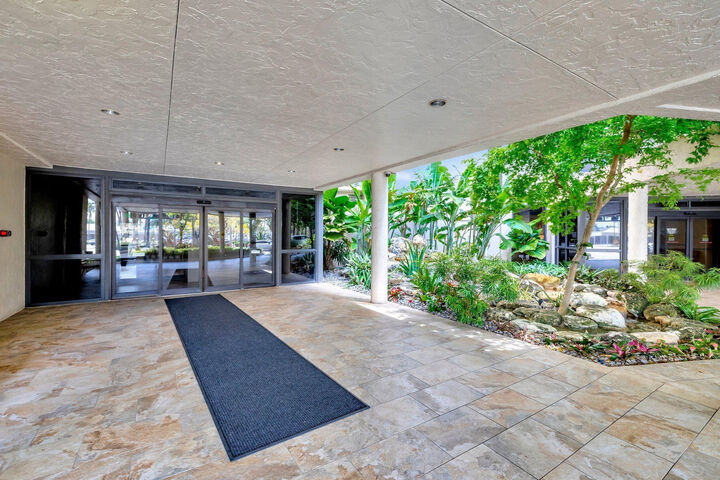 Property Photo:  4900 N Ocean Boulevard 302  FL 33308 