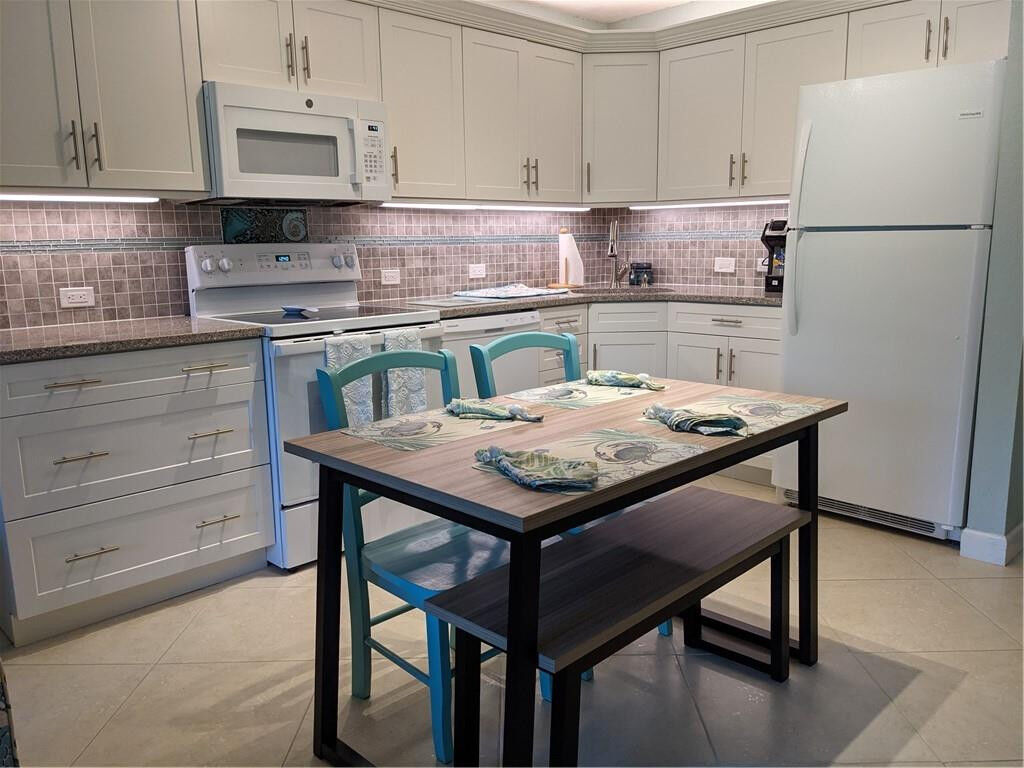 Property Photo:  2400 S Ocean Drive 611  FL 34949 