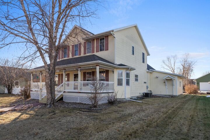 Property Photo:  513 N Morning Rain Ave Avenue  SD 57005 