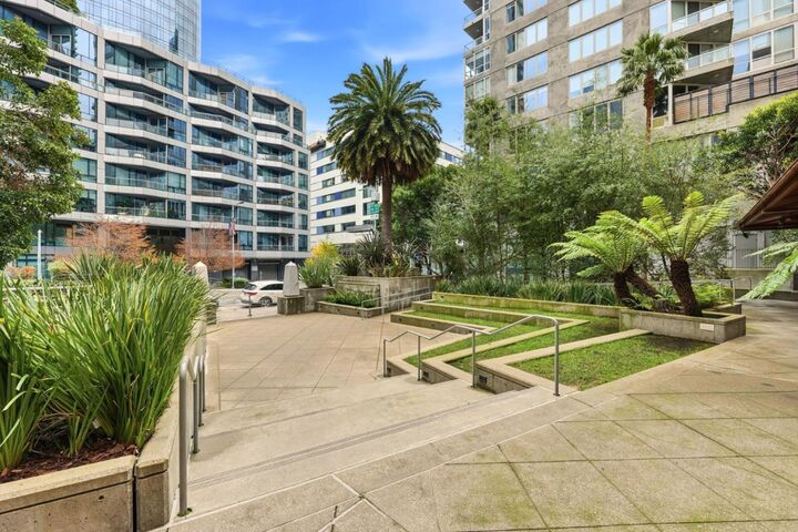 Property Photo:  300 Beale Street 501  CA 94105 