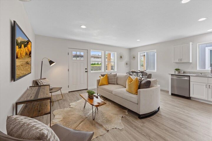 Property Photo:  1912 W Buckeye Ave 1914 Units A &Amp B  WA 99205 