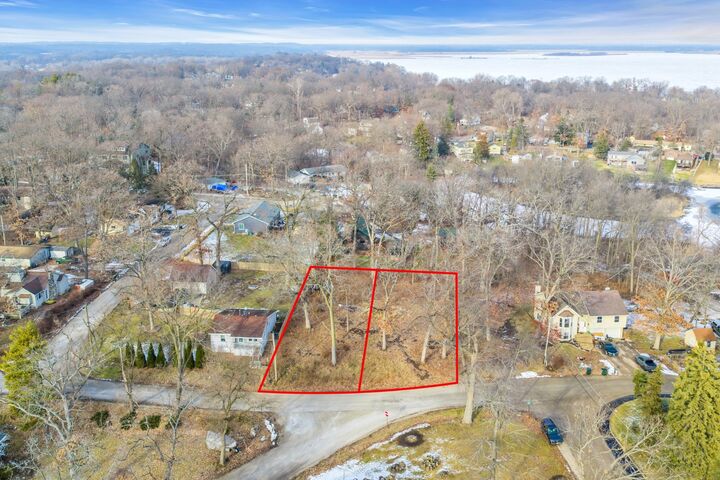 Property Photo:  27580 W Stonegate Drive  IL 60081 