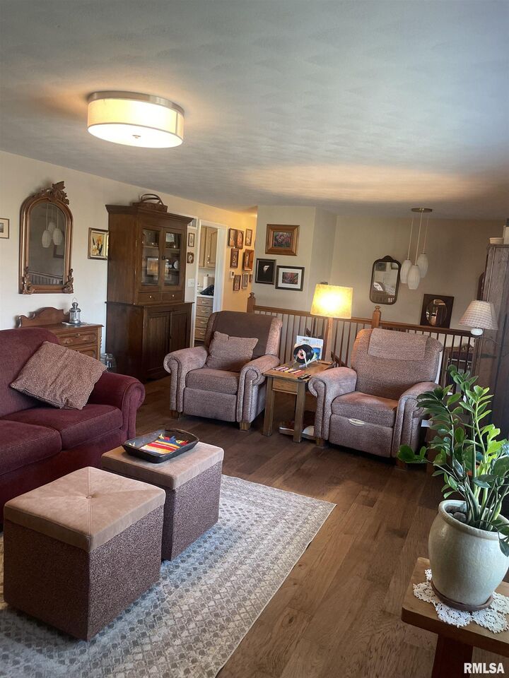 Property Photo:  1612 W Teton Drive  IL 61614 