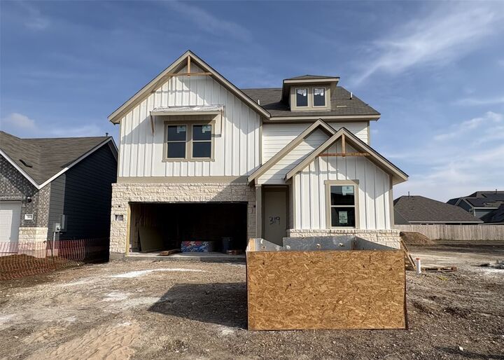 Property Photo:  319 Willow Heights Drive  TX 78634 