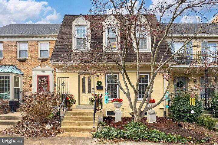 Property Photo:  7371 Montcalm Drive  VA 22102 