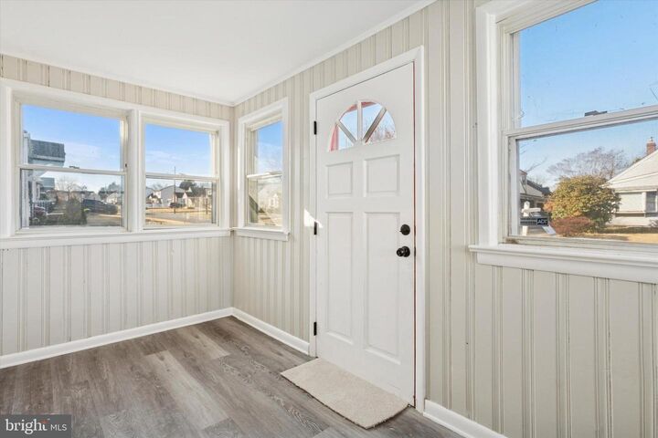 Property Photo:  20 Neeld Lane  PA 19014 