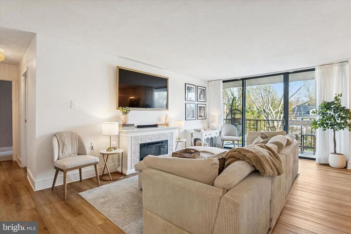 Property Photo:  801 Yale Avenue 921  PA 19081 