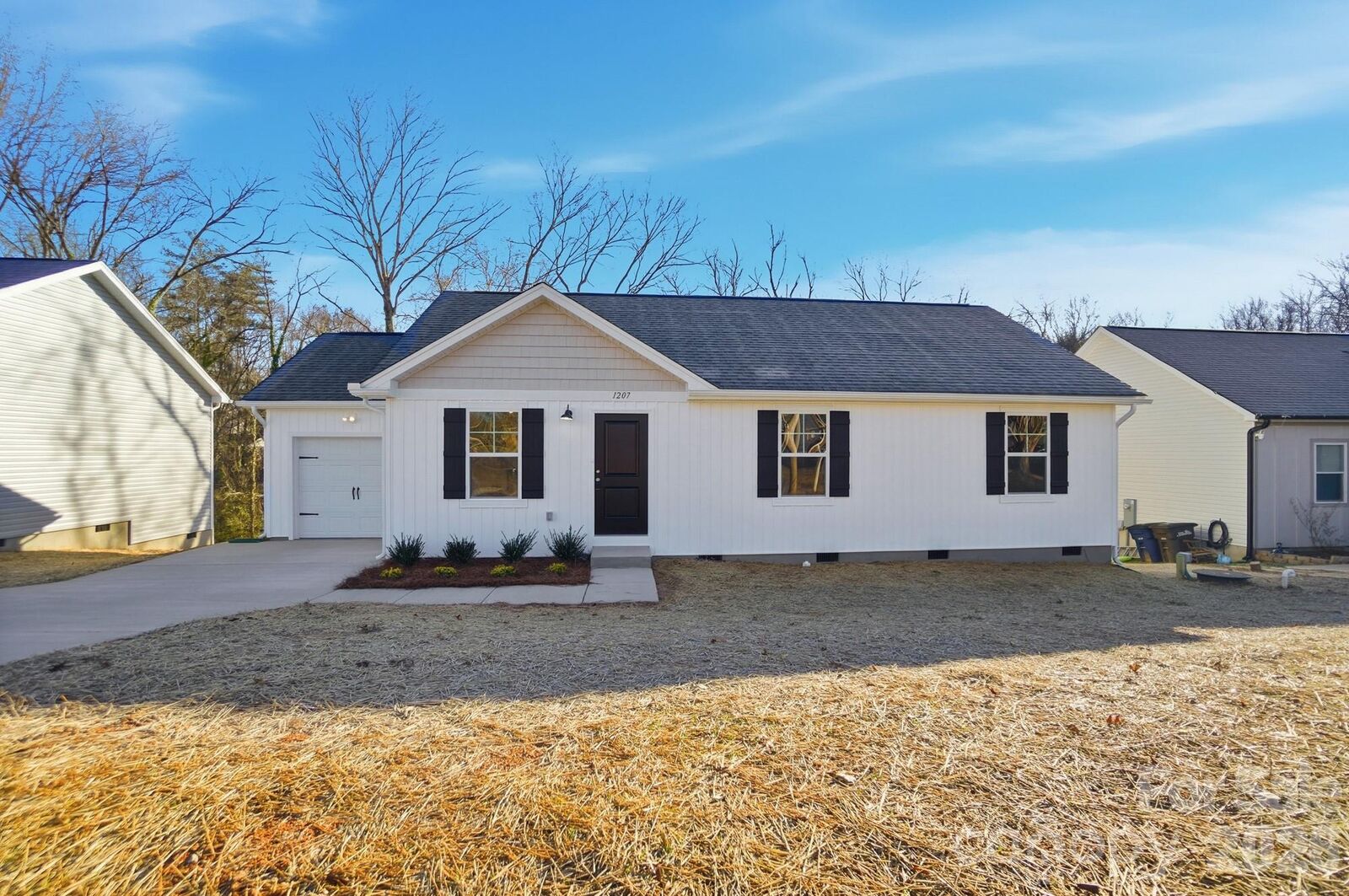 Property Photo:  1207 Suncrest Avenue  NC 28677 