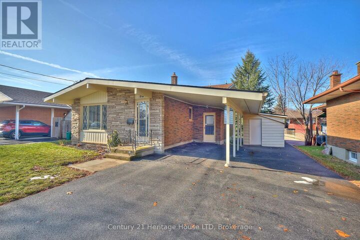 Property Photo:  55 Windward Street  ON L2M 4B9 