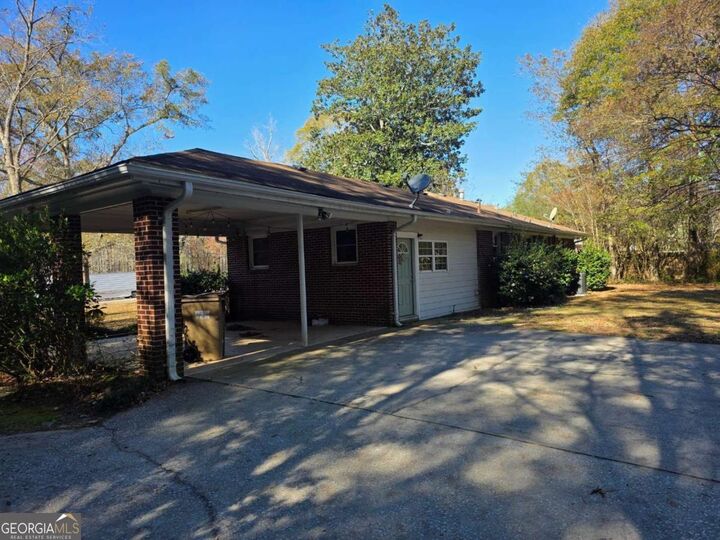 Property Photo:  516 Monroe Highway  GA 30620 