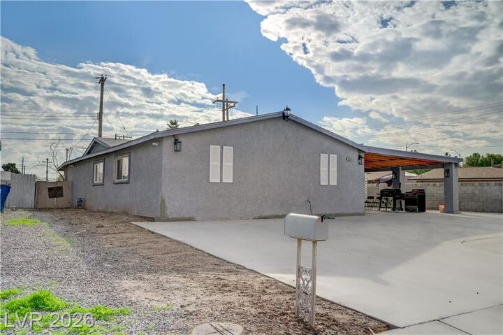 Property Photo:  5831 Brienholt Avenue  NV 89122 