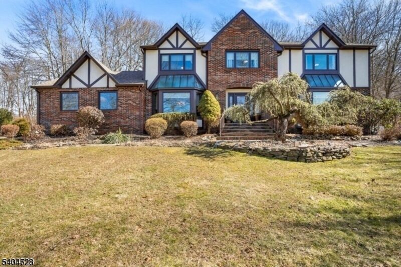 Property Photo:  5 Merrimac Rd  NJ 07869 