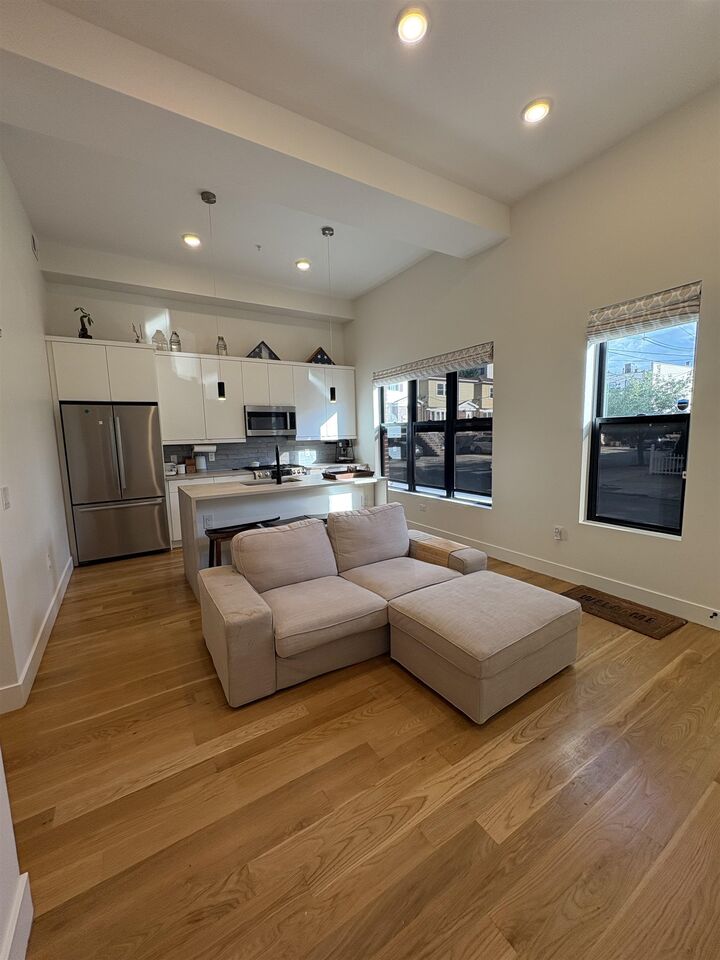 Property Photo:  78 Paterson St 2  NJ 07307 