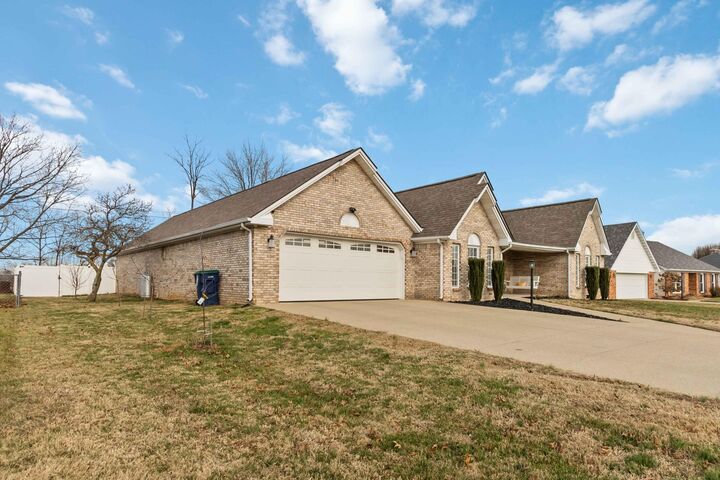 Property Photo: 246 Ridgeview Drive KY 42503