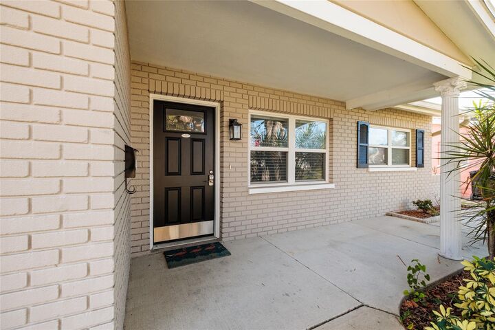 Property Photo:  5510 21st Avenue N  FL 33710 