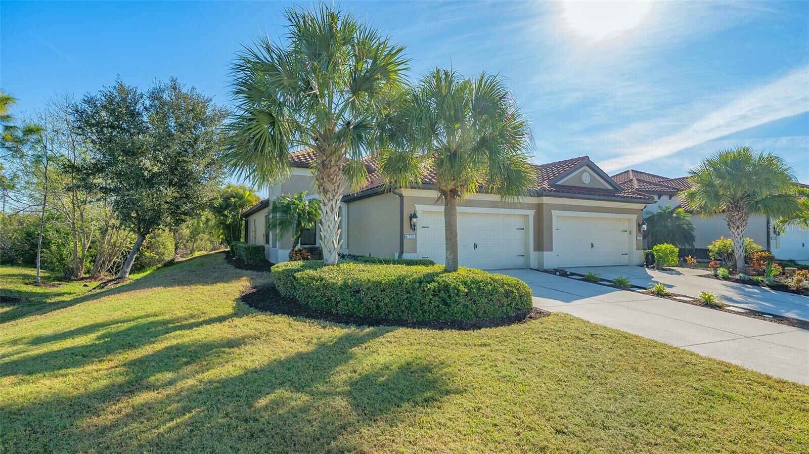 Property Photo: 236 Alento Court FL 34275