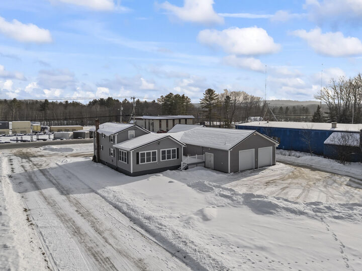 Property Photo: 823 Washington Street N ME 04210