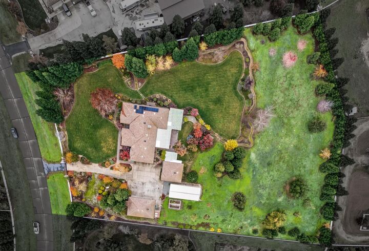 Property Photo:  9340 Crossrail Drive  CA 95693 