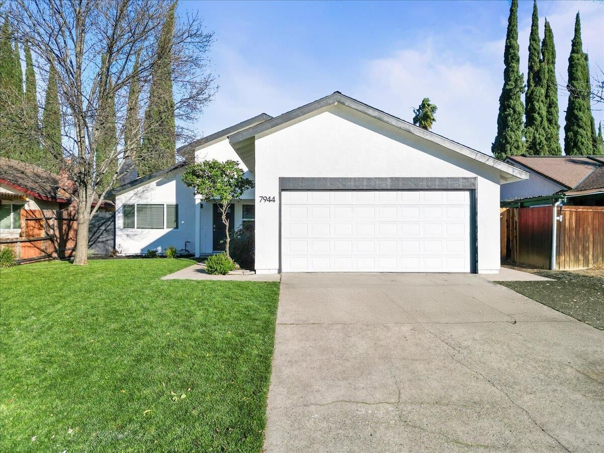 Property Photo:  7944 Summerplace Drive  CA 95621 