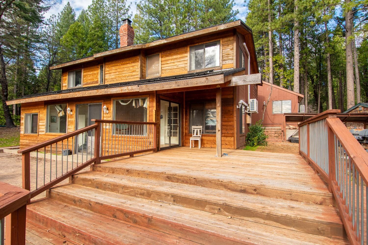 Property Photo:  1231 Garnet Court  CA 95726 