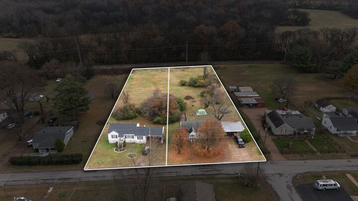 Property Photo:  4252 Woods St  TN 37138 