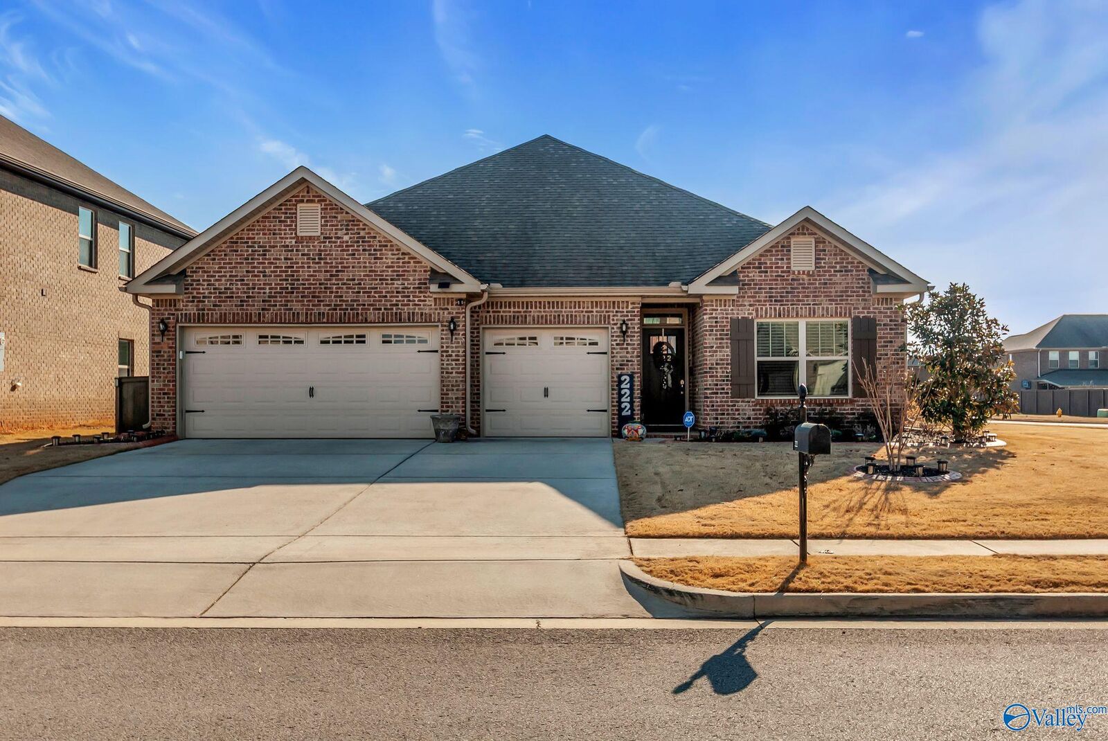 Property Photo:  222 Holt Street  AL 35759 