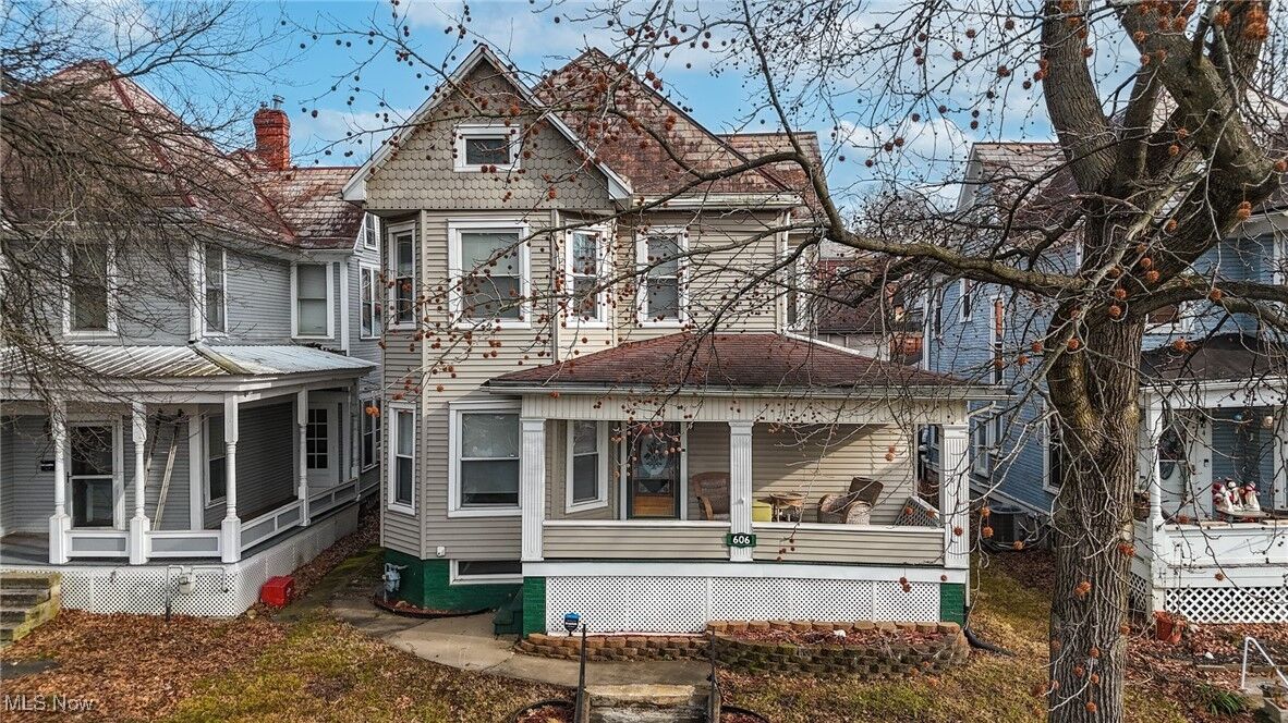 Property Photo:  606 Front Street  OH 45750 