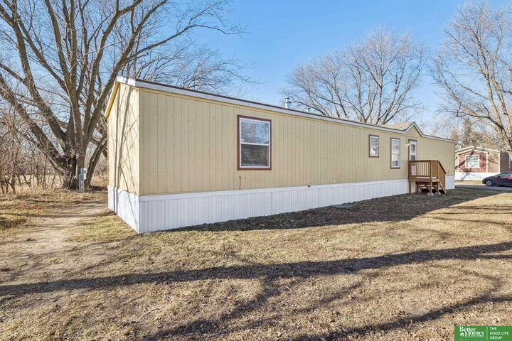 Property Photo:  1075 W 8th Street 20  NE 68649 