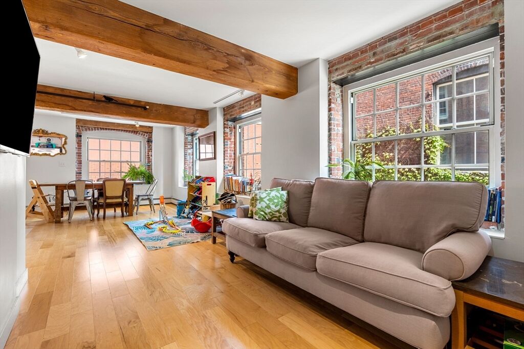 Property Photo:  240 Jackson St 328  MA 01852 