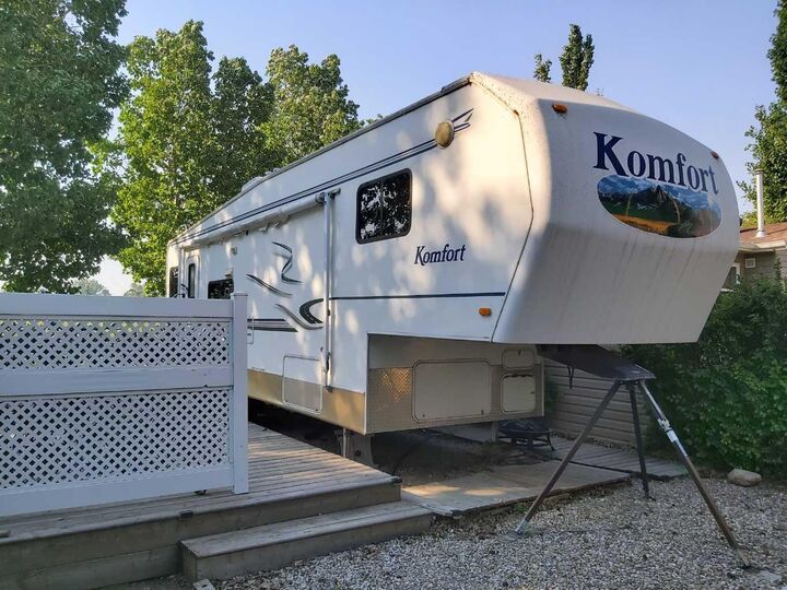 Property Photo:  35468 Range Road 30 #3083  AB T4G 0M3 