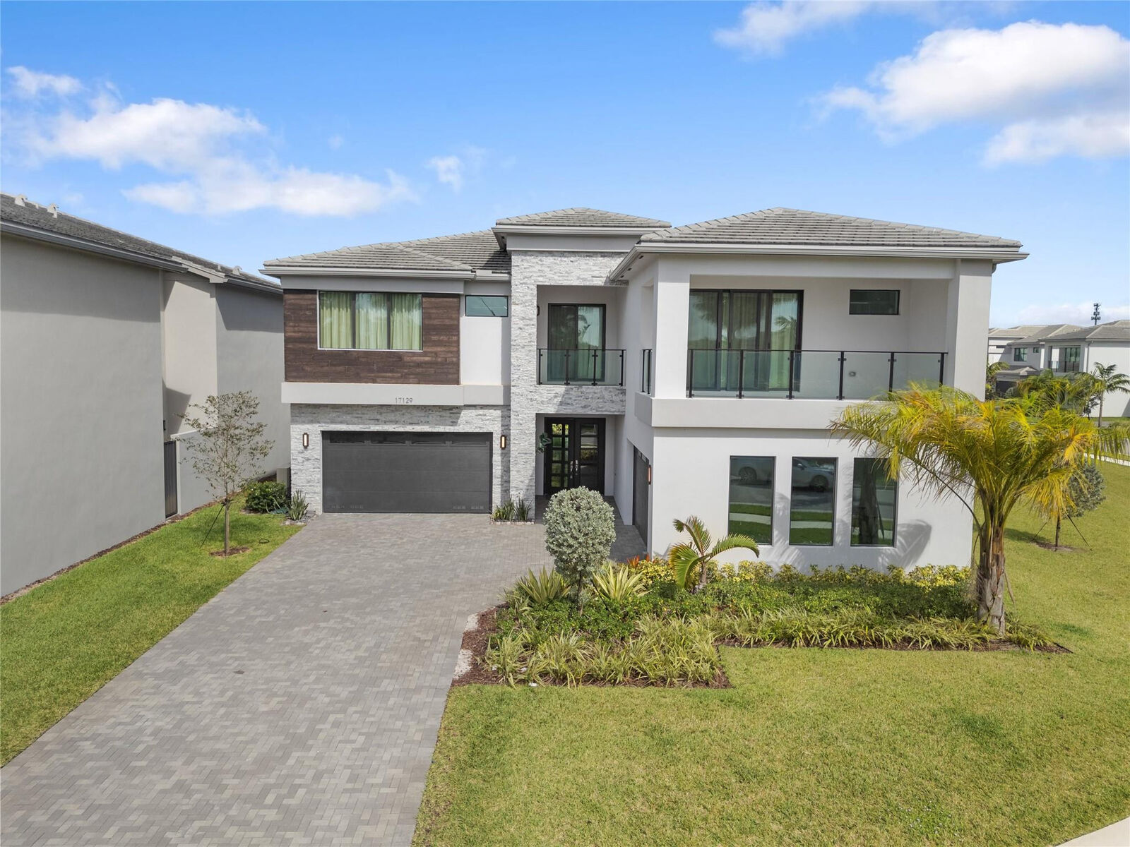 Property Photo:  17129 Watersprite Lakes Road  FL 33496 