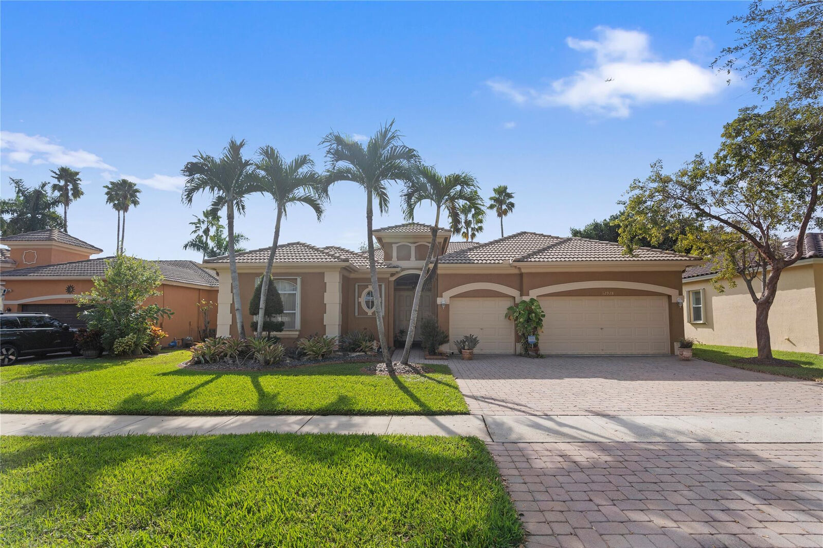 Property Photo:  12928 SW 24th Street  FL 33027 