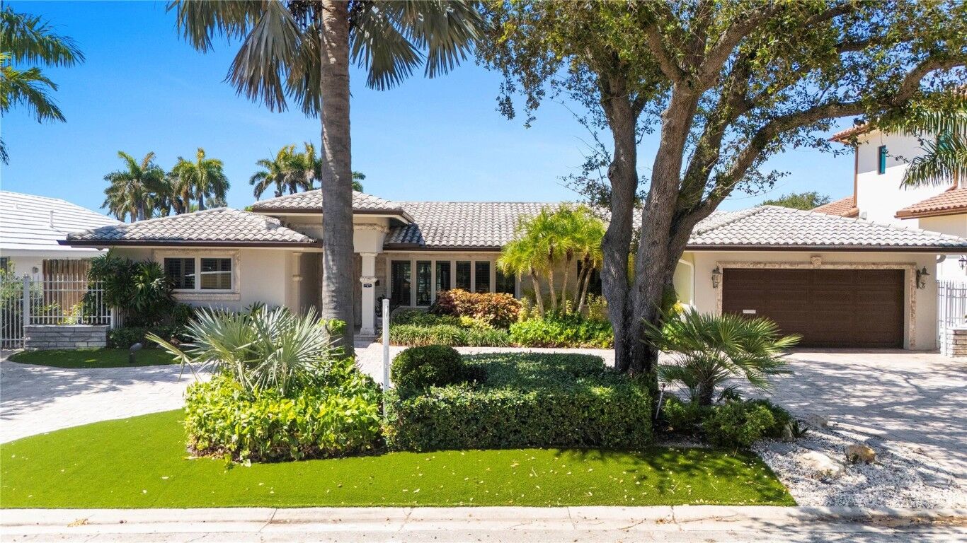 Property Photo: 3220 NE 57th Court FL 33308