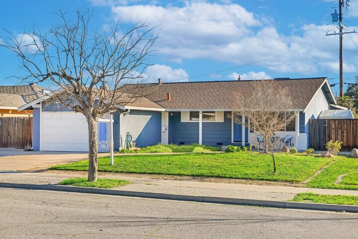 Property Photo: 872 Loyalton Drive CA 95008