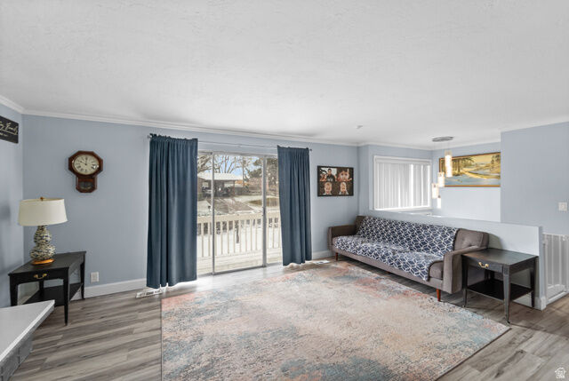 Property Photo: 1371 E Sudbury Ave S UT 84093