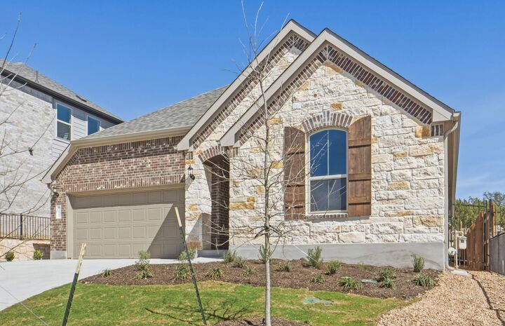 Property Photo: 7005 Cliff Rose Drive TX 78669