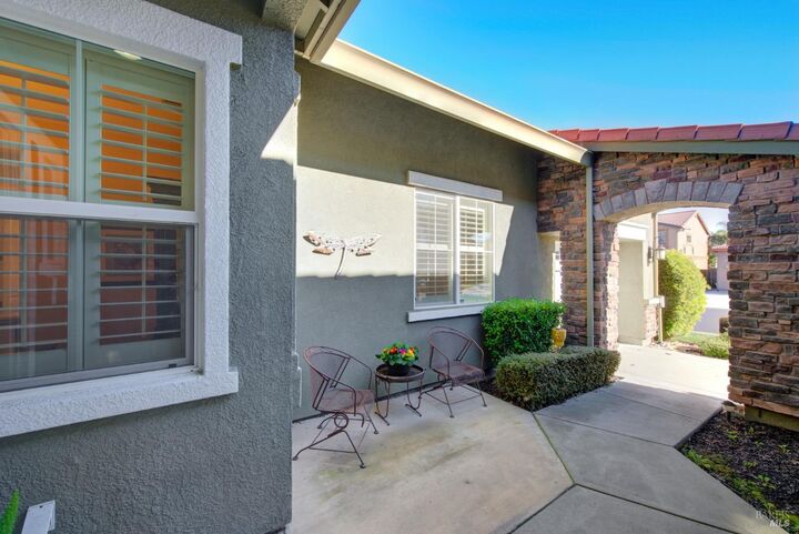 Property Photo:  681 Canterbury Circle  CA 95687 