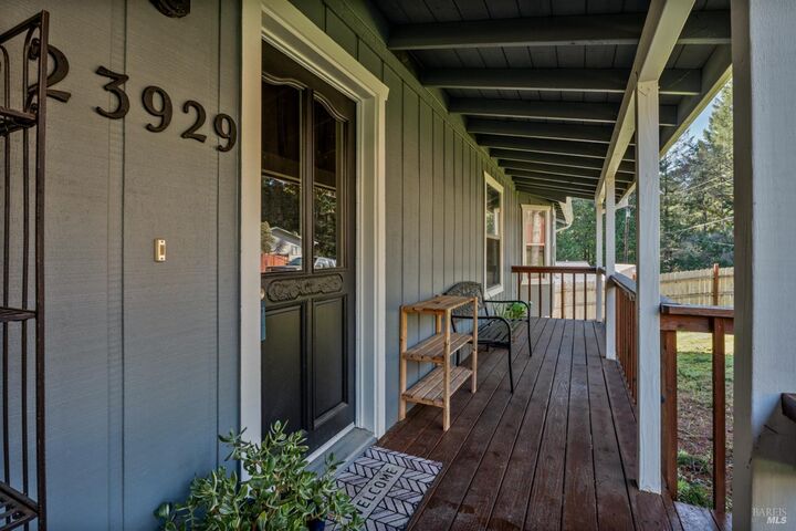 Property Photo:  23929 Nutmeg Place  CA 95490 