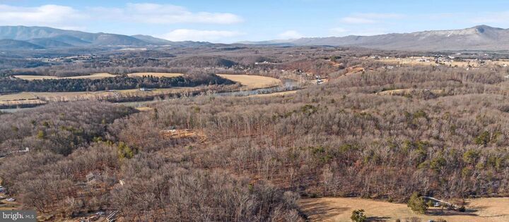 Property Photo:  204 Russ Johnson Road  VA 22630 