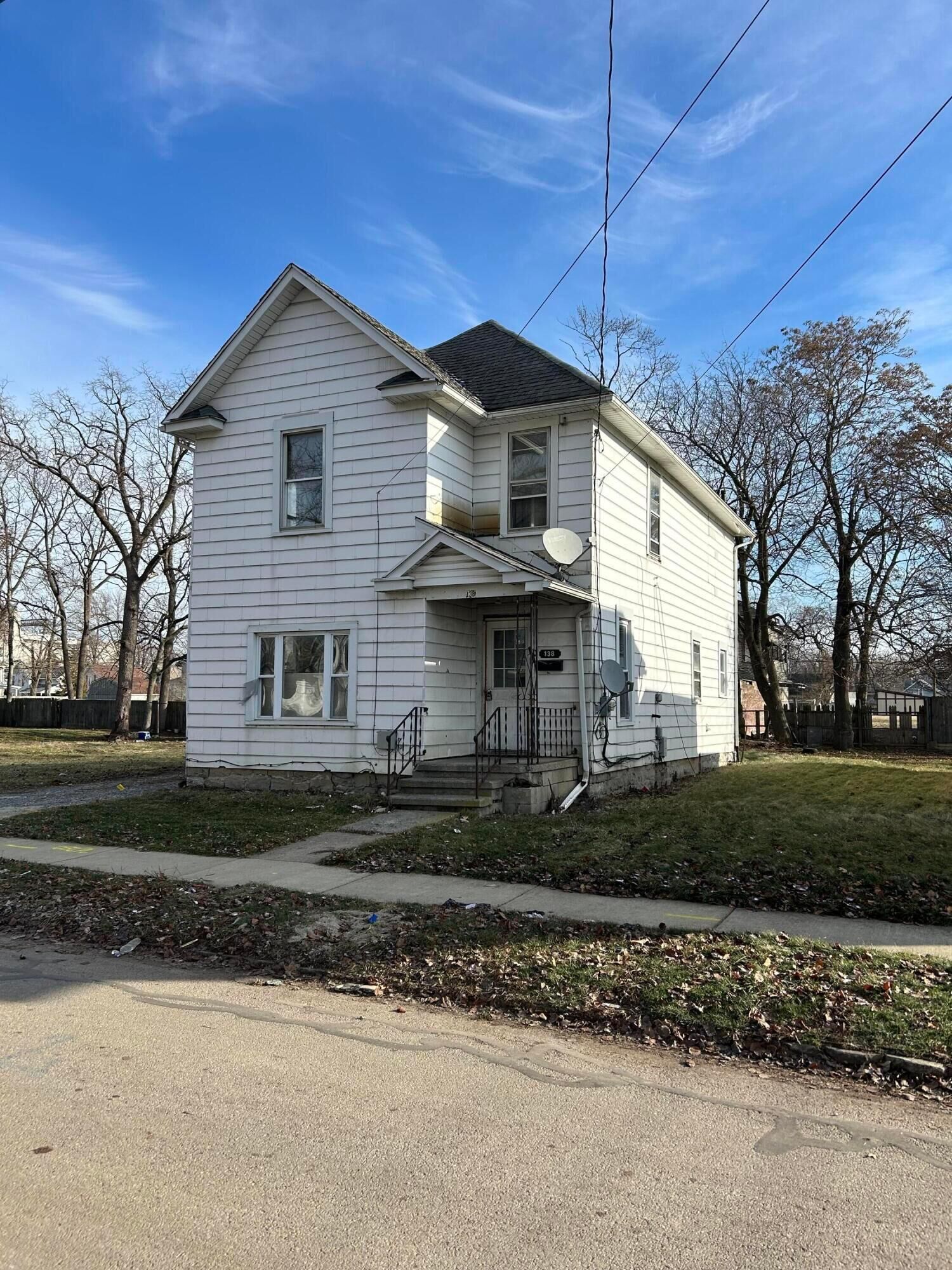 Property Photo: 138 Carhart Street OH 43302