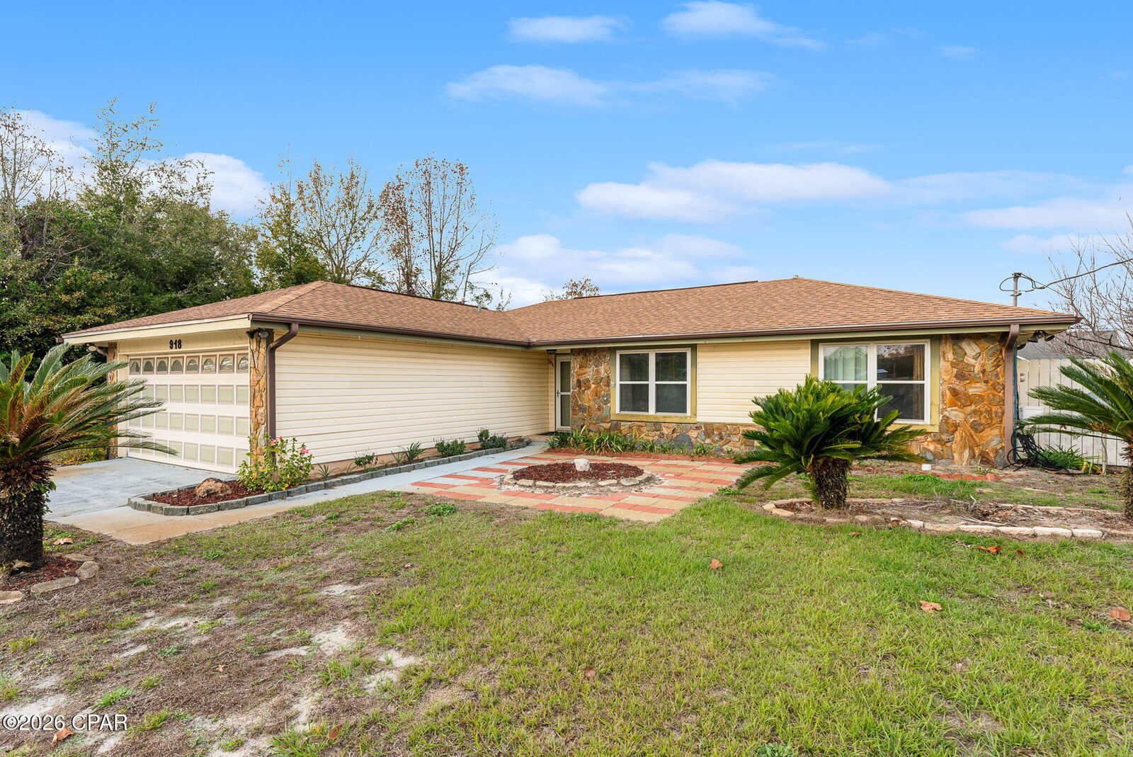 Property Photo:  918 Venetian Way  FL 32405 