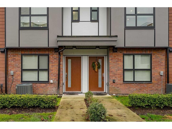 Property Photo:  19760 55 Avenue 15  BC V3A 3W9 