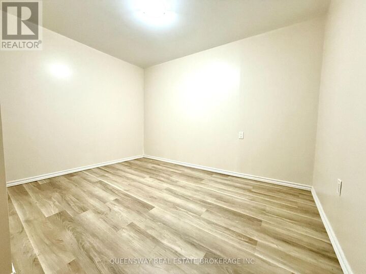 Property Photo:  2-51 Admiral Road  ON L1S 2N8 