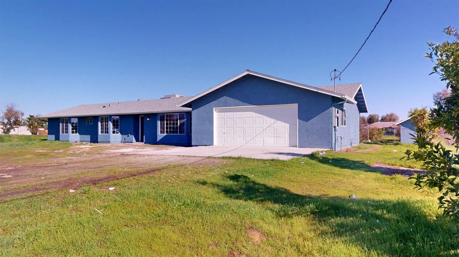 Property Photo:  16363 Paula Road  CA 93636 
